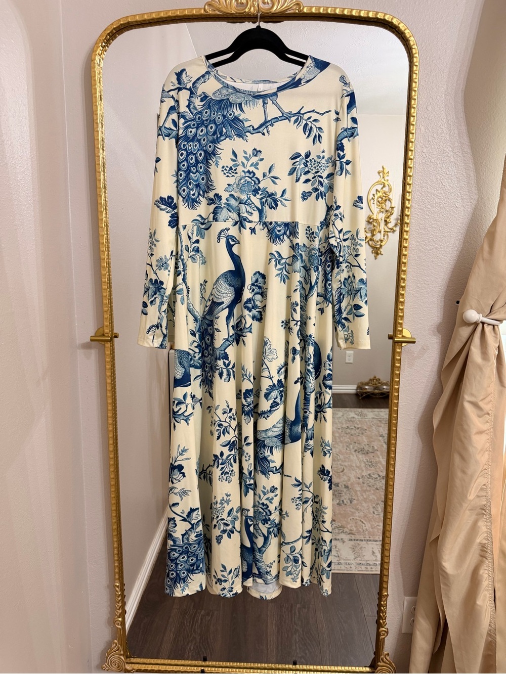 SHEIN Cream Maxi Dress with Blue Peony & Peacock Print